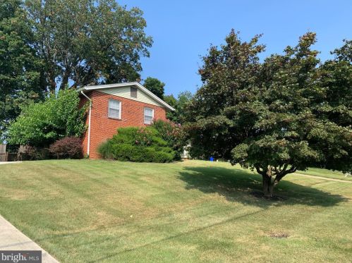 10806 Wheeler Dr, Silver Spring, MD 20901-4423