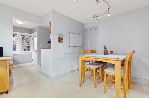 531 72, Milwaukee WI 53213-3728 exterior