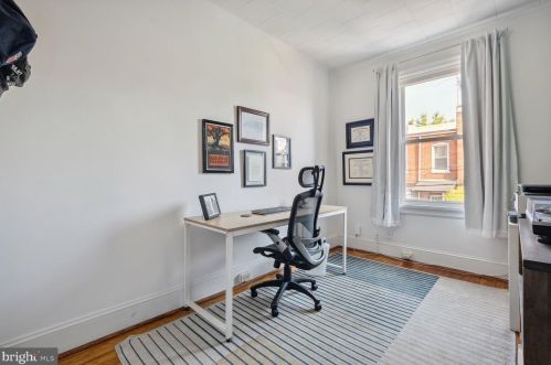 150 U St, Washington DC 20001-1621 exterior