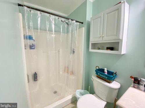 271 Ashmore Ave, Trenton NJ 08611-1322 exterior