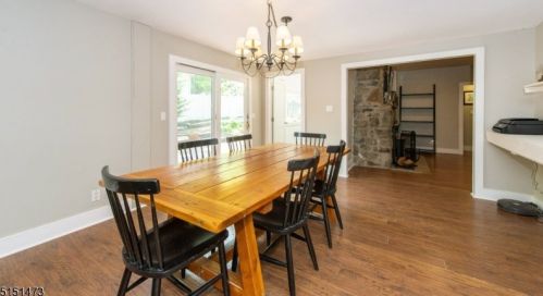 7 Oakwood Trl, Kinnelon NJ 07405-3116 exterior