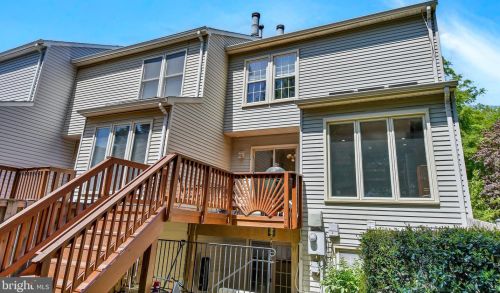 6121 Joust Ln, Alexandria VA 22315-4808 exterior