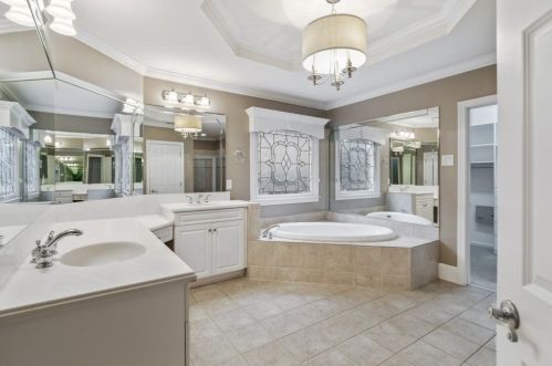 1236 Bluffhaven Way, Atlanta GA 30319-4822 exterior