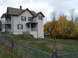 303 10th Ave, Woonsocket, RI 02895-4027