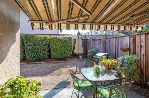 856 Opal Dr, San Jose CA 95117-2652 exterior