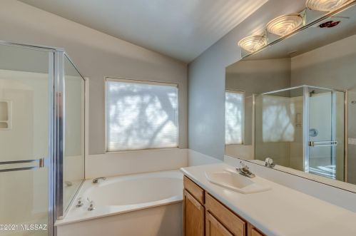 8483 Cantora Way, Tucson AZ 85743-5005 exterior