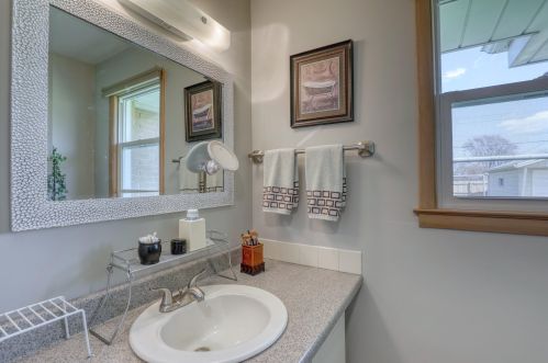 3766 88th St, Milwaukee WI  53222-2705 exterior