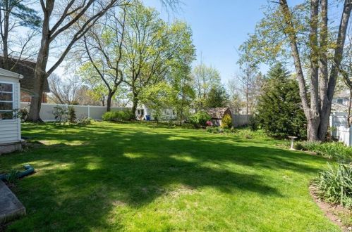 648 Park Rd, Hartford CT 06119-1749 exterior