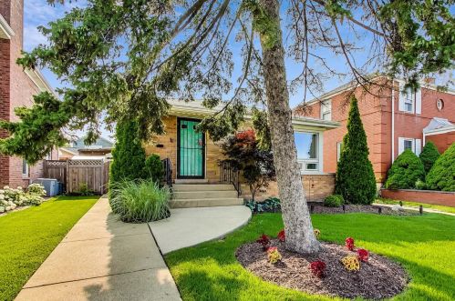 5620 Oriole Ave, Chicago, IL 60631-3307