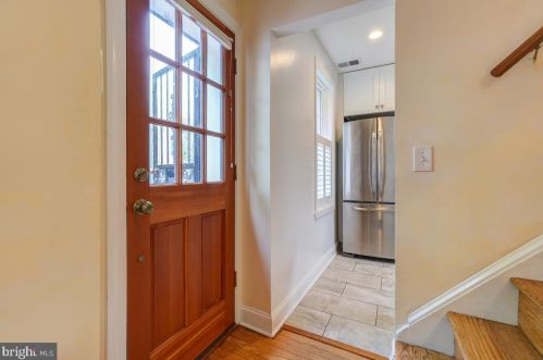 1225 C St, Washington DC 20003-1806 exterior