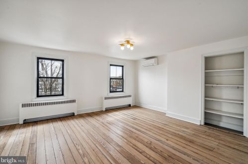 2426 Cedar St, Philadelphia PA  19125-3018 exterior