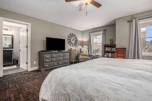 268 Clay Ave, Meskegon MI 49440-1202 exterior