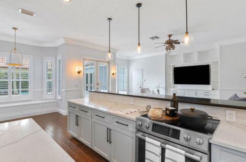 1710 2 Ave, Boca Raton FL 33432-7229 exterior