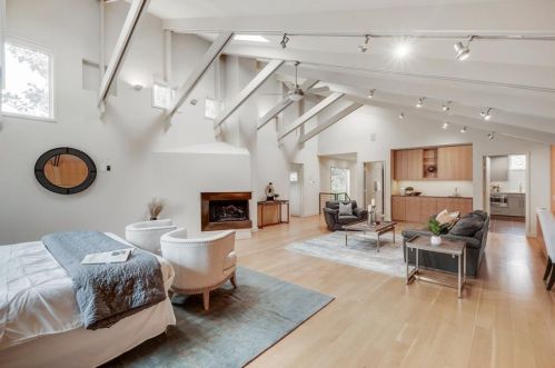 5642 Bent Tree Dr, Dallas TX 75248-2010 exterior