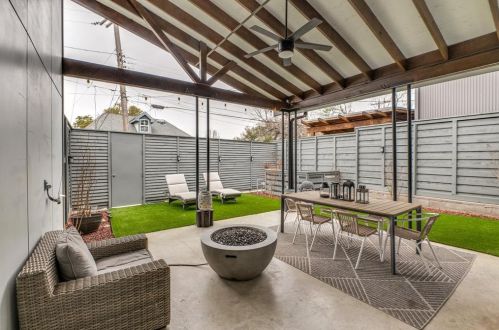 5103 Hall St, Dallas TX  75235-8815 exterior