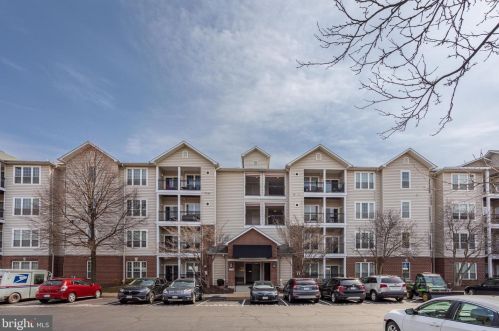 1530 Spring Gate Dr, Mc Lean VA  22102-3418 exterior