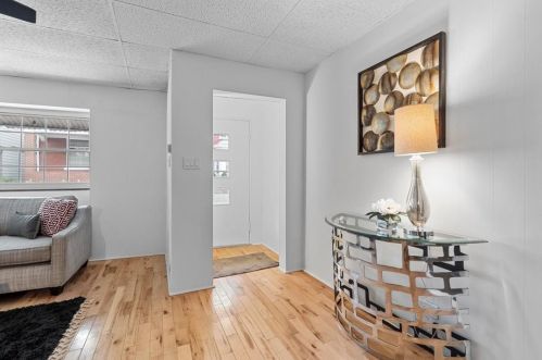 1807 Middle St, Pittsburgh PA  15215-2718 exterior