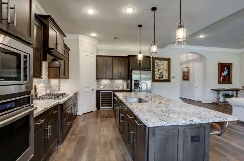 32607 Wingfoot Cir, Fulshear TX 77441-4481 exterior