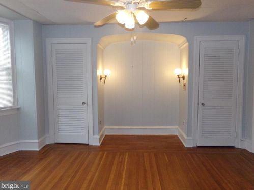 1021 64 St, Philadelphia PA 19151-3127 exterior