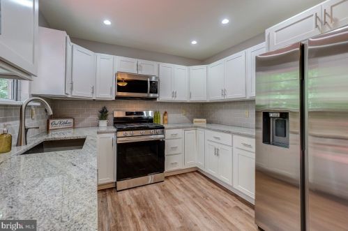 717 Twin Holly Ln, Silver Spring MD 20910-4665 exterior