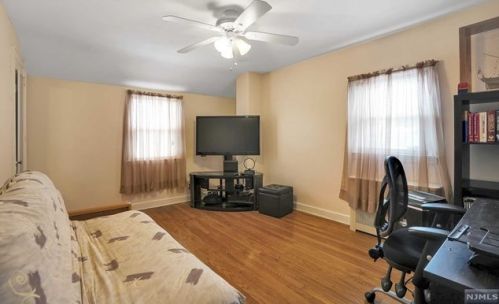 27 Beveridge St, Teaneck NJ 07666 exterior