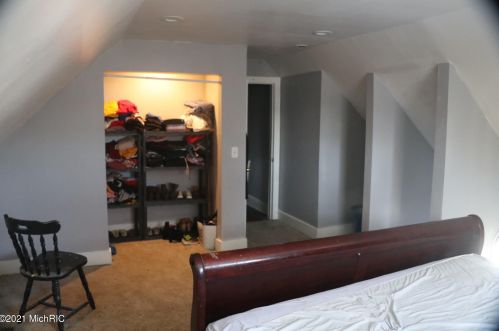 723 Worden St, Grand Rapids MI 49507-1313 exterior