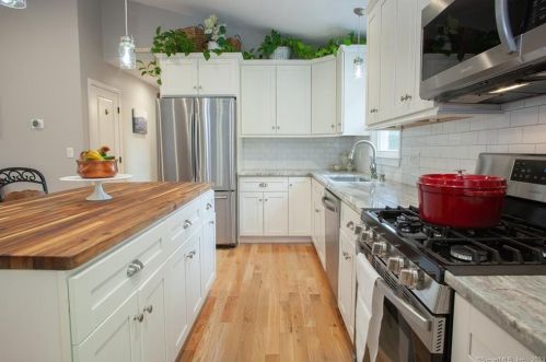 131 Scoville Hl Rd, Torrington CT 06791-1012 exterior