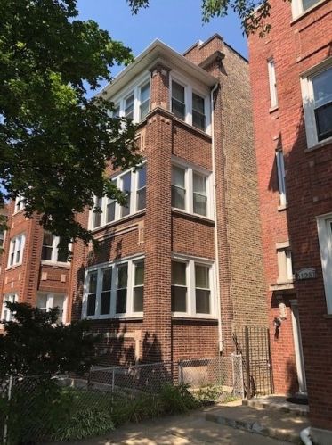 11247 King Dr, Chicago, IL 60628-4510