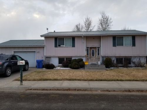 525 Sunset St, Egin, ID 83445-1124