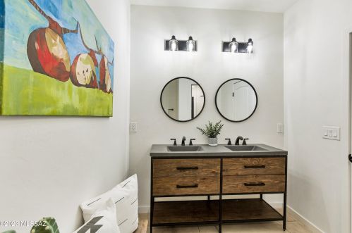 930 8th Ave, Tucson AZ  85701-3014 exterior