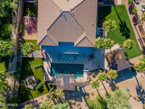 25401 45th Dr, Phoenix AZ  85083-2243 exterior