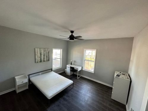 1122 Carnes Pl, Atlanta GA 30310-4131 exterior