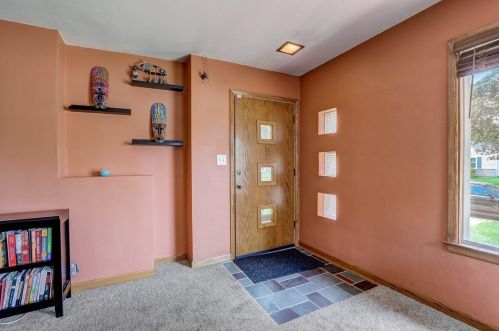 4272 72nd St, Milwaukee WI  53216-1038 exterior