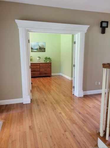 166 Abbott Rd, Ellington CT  06029-3604 exterior