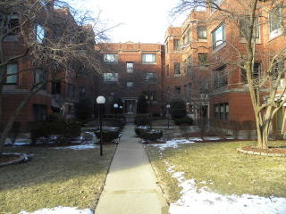 906 Sunnyside Ave, Chicago IL  60640-6016 exterior