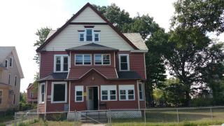 180 Marion St, Springfield MA  01109-3533 exterior