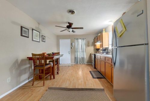 3414 Blumie St, Austin TX 78745-6704 exterior