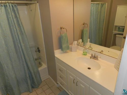 3809 Elysian Ave, Duluth MN 55803-1723 exterior