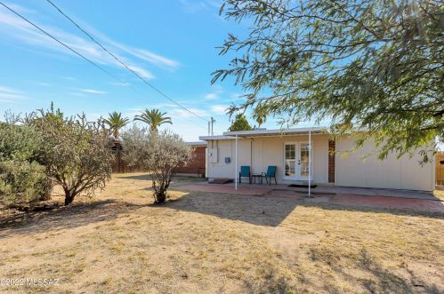 8257 Beverly St, Tucson AZ  85710-5931 exterior