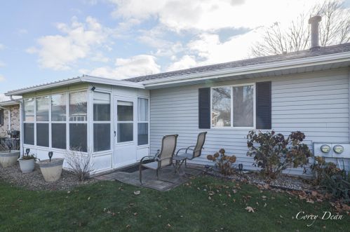 5106 Green Meadow Rd, Kalamazoo, MI 49009-1256