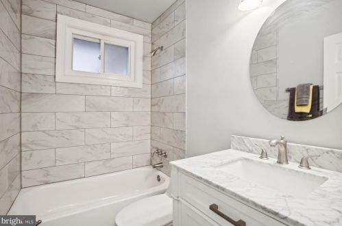 6401 Edsall Rd, Alexandria VA  22312-6411 exterior