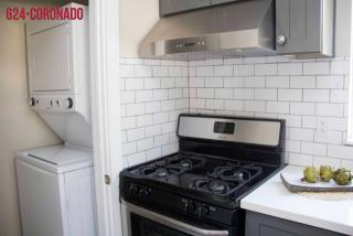 624 Coronado St, Los Angeles CA  90026-3911 exterior