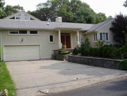 514 Dudley Rd, Newton, MA 02459-2809
