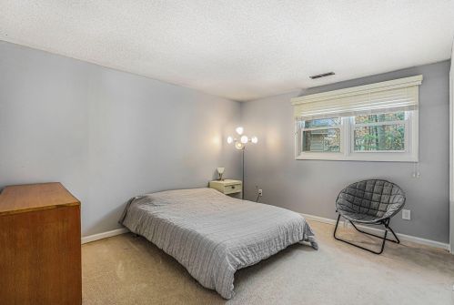 4787 Grenadier Dr, Wyoming MI exterior