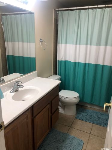 341 Ln Vera Ln, Sandy UT 84094 exterior