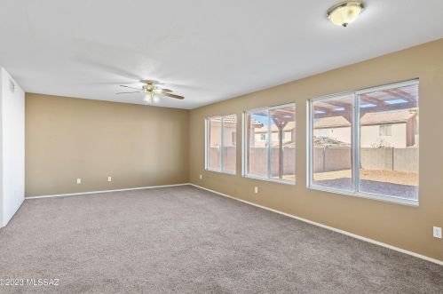 8238 Placita Del Parque, Tucson AZ  85747-5244 exterior