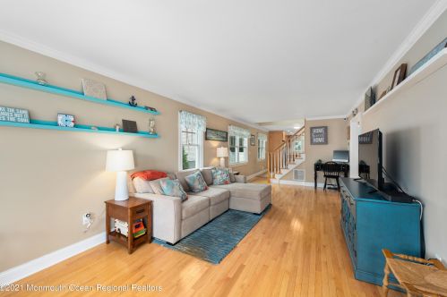 131 Monroe Ave, Red Bank NJ 07702 exterior