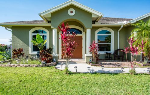 1080 Romaine Ln, Fort Pierce FL 34953-3675 exterior