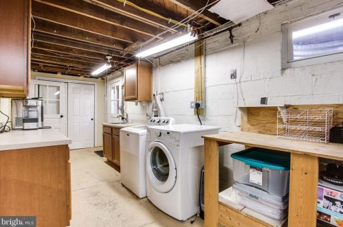 1841 Birch Rd, Mc Lean VA 22101-5317 exterior