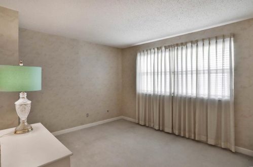 1337 Snapdragon Ct, Saint Louis MO 63146-4364 exterior